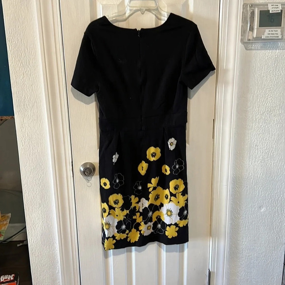 Nygard dress - Picture 4 of 4